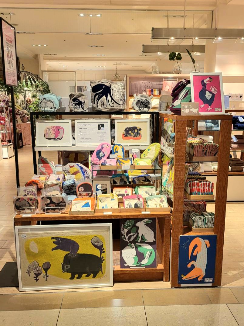 西宮阪急 1F バスリラクシング売場
